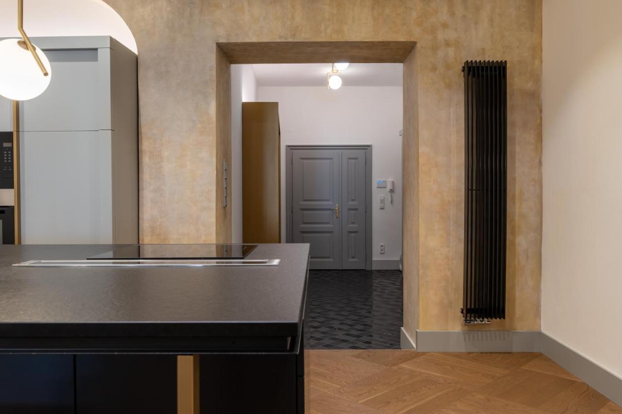 Luxury Old Town Apt, Parking Apartment Prague Ngoại thất bức ảnh